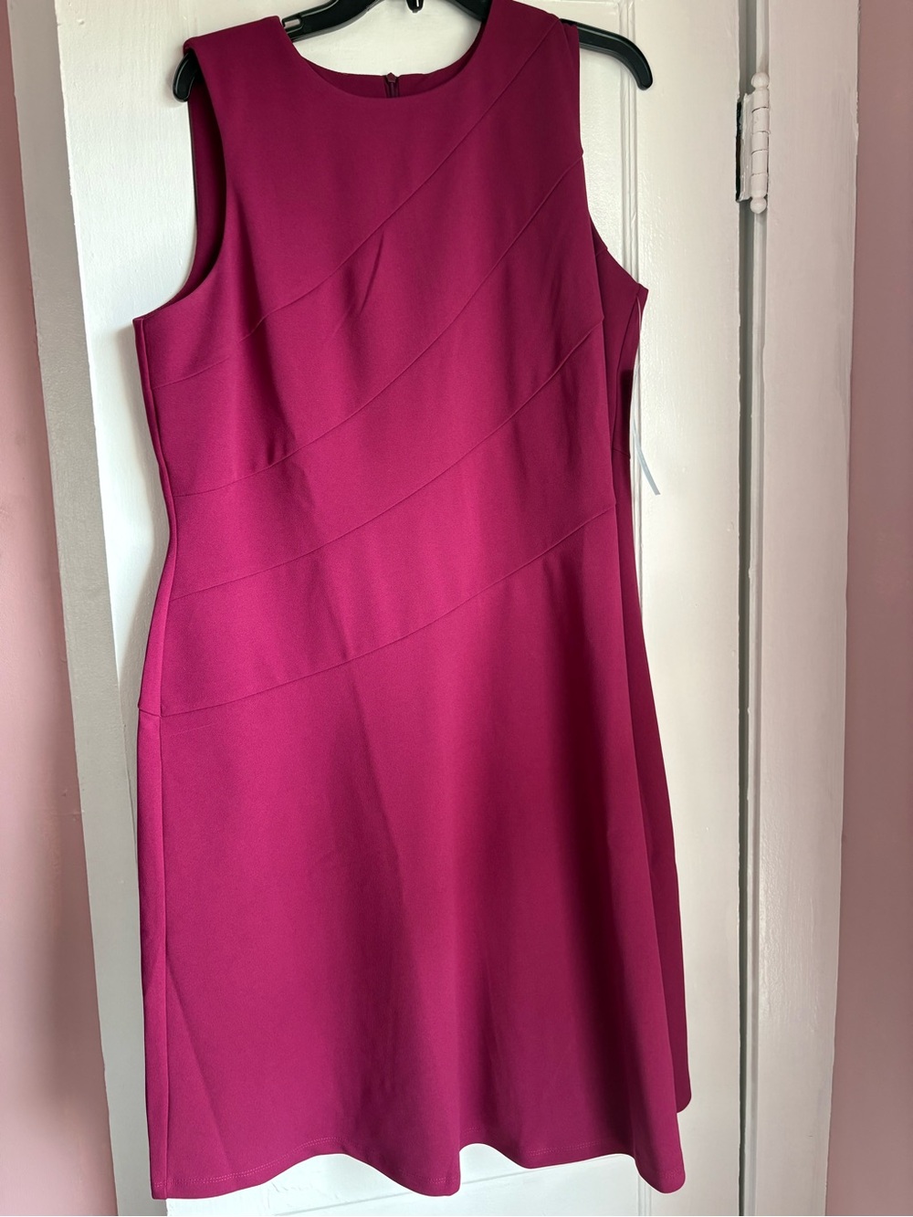 NWT London Times Plum Sleeveless Asymmetrical Seam Sheath Dress Size 16W